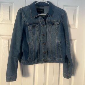 Banana Republic Jean Jacket Size M❤️❤️
